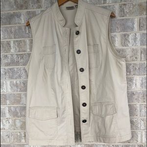 GUC. Like new Chico’s khaki vest size 3
